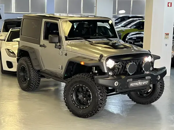 Jeep Wrangler 2014 - 39990 EUR, 115000 km - AUTO.MOTO.pt - 115000km - foto 17 de 54