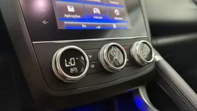 Renault Kadjar 2019 - 14990 EUR, 110028 km - AUTO.MOTO.pt - 110028km - foto 23 de 37