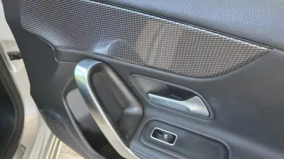Mercedes-Benz A 180 2018 - 21890 EUR, 115000 km - AUTO.MOTO.pt - 115000km - foto 33 de 37