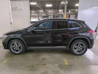 Mercedes-Benz GLA 250 2021 - 36900 EUR, 66000 km - AUTO.MOTO.pt - 66000km - foto 3 de 8