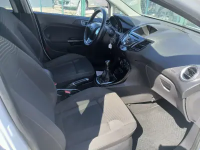 Ford Fiesta 2014 - 7350 EUR, 78604 km - 78604km - foto 19 de 22