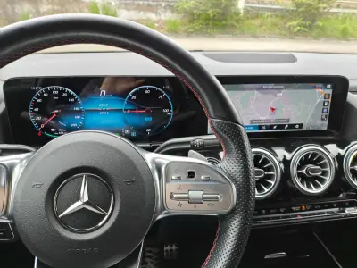 Mercedes-Benz EQA 2022 - 39960 EUR, 27000 km - AUTO.MOTO.pt - 27000km - foto 10 de 16
