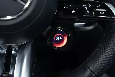 Mercedes-Benz SL 43 AMG 2022 - 109950 EUR, 30000 km - AUTO.MOTO.pt - 30000km - foto 29 de 51