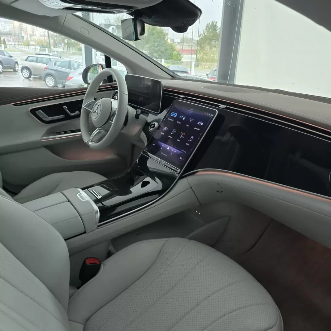 Mercedes-Benz EQE 2023 - 44900 EUR, 108002 km - AUTO.MOTO.pt - 108002km - foto 39 de 40
