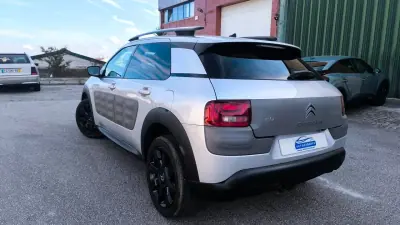 Citroën C4 Cactus 2015 - 9900 EUR, 158000 km - AUTO.MOTO.pt - 158000km - foto 2 de 22