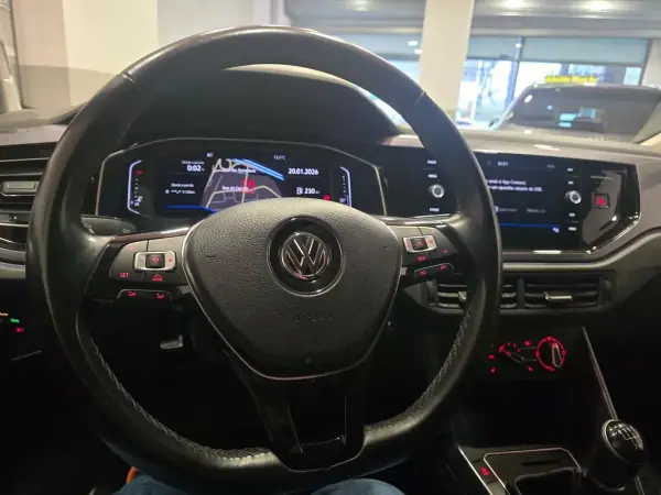Volkswagen Polo 2018 - 14480 EUR, 138507 km - AUTO.MOTO.pt - 138507km - foto 28 de 45