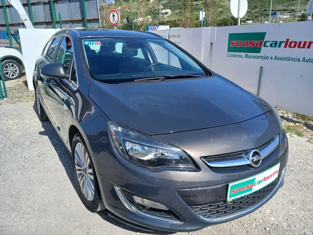 Opel Astra Sports Tourer 2013 - 7350 EUR, 143297 km - AUTO.MOTO.pt - 143297km - foto 6 de 26