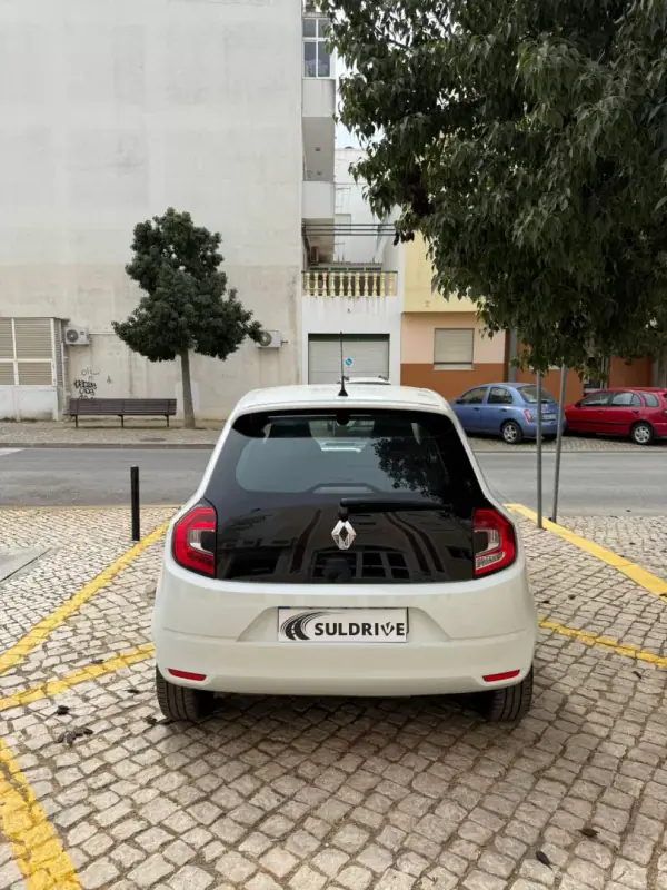 Renault Twingo 2020 - 12350 EUR, 40000 km - AUTO.MOTO.pt - 40000km - foto 6 de 12
