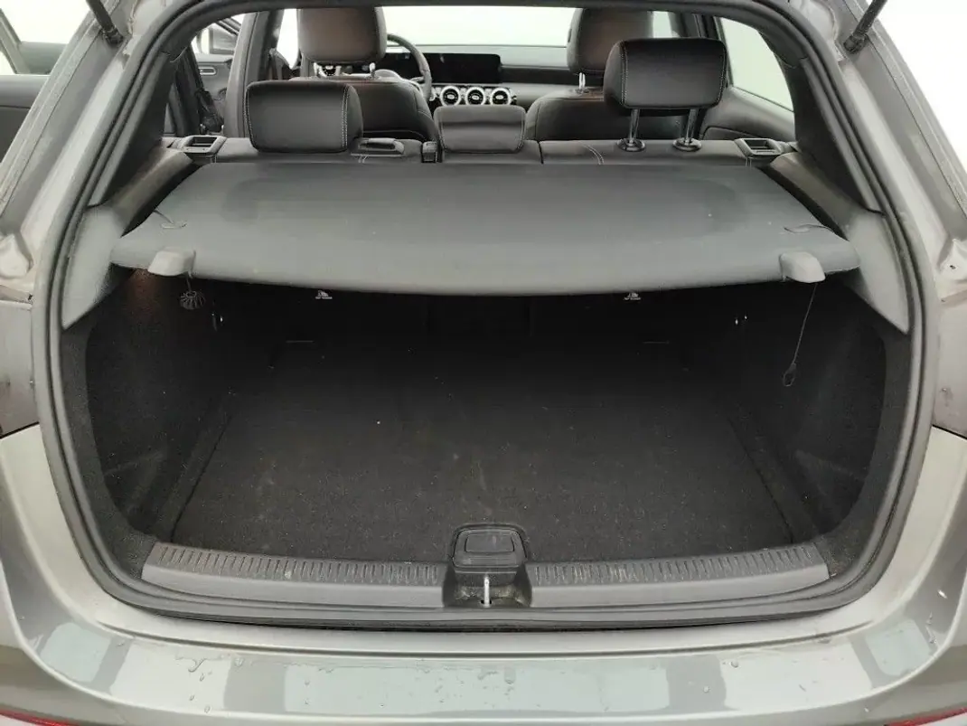 Mercedes-Benz A 180 2022 - 25750 EUR, 89074 km - AUTO.MOTO.pt - 89074km - foto 13 de 13