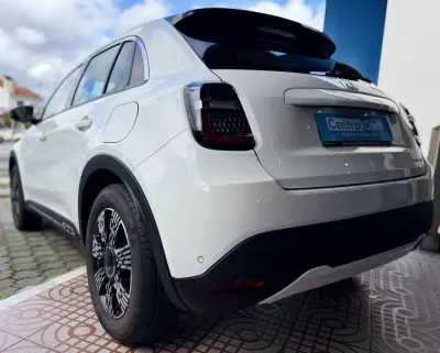 Fiat 600 2025 - 20950 EUR, 6000 km - AUTO.MOTO.pt - 6000km - foto 7 de 31