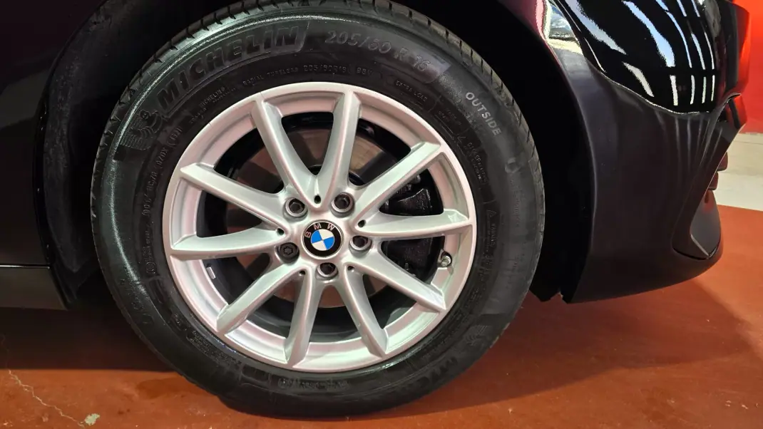 BMW 216 Active Tourer 2018 - 16890 EUR, 83598 km - AUTO.MOTO.pt - 83598km - foto 10 de 44