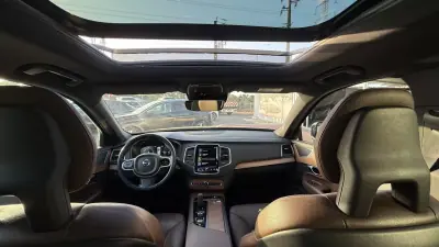 Volvo XC 90 2021 - 43990 EUR, 104000 km - AUTO.MOTO.pt - 104000km - foto 27 de 47