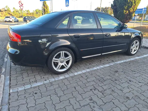 Audi A4 2006 — foto 3 de 12