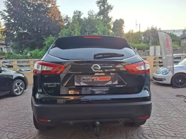 Nissan Qashqai 2015 - 12900 EUR, 138773 km - AUTO.MOTO.pt - 138773km - foto 12 de 39
