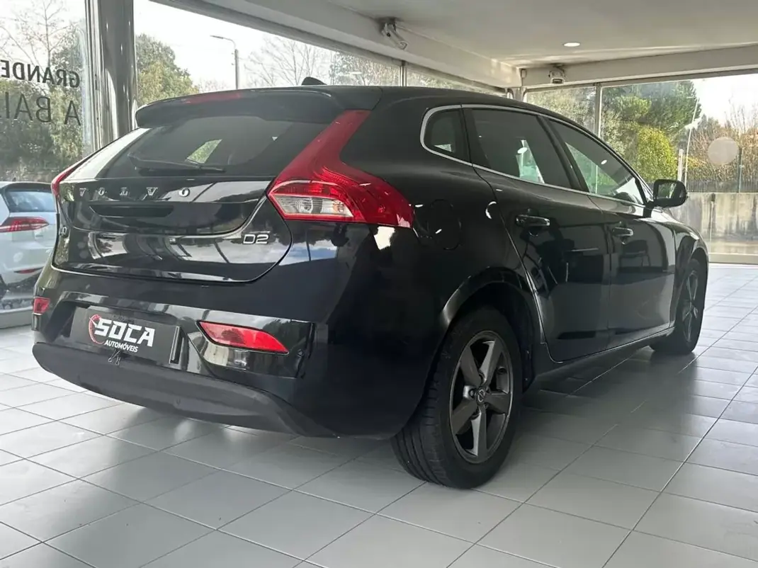 Volvo V40 Cross Country 2013 - 8750 EUR, 292850 km - 292850km - foto 7 de 34