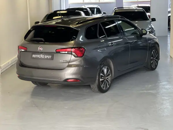 Fiat Tipo Station Wagon 2017 - 9490 EUR, 120000 km - AUTO.MOTO.pt - 120000km - foto 29 de 30