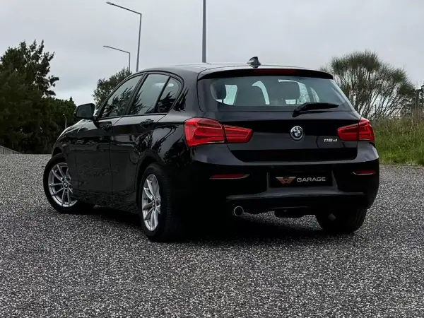 BMW 116 2017 - 16900 EUR, 104000 km - AUTO.MOTO.pt - 104000km - foto 3 de 14