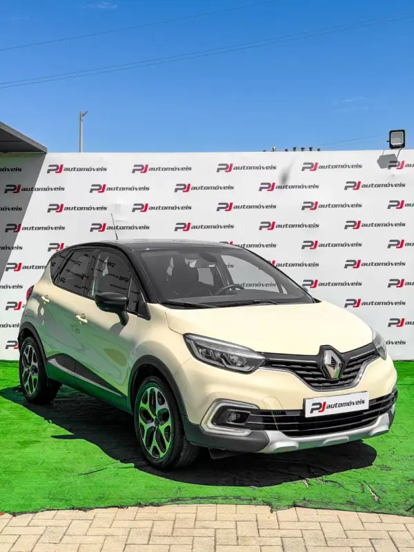 Renault Captur 2019 - 12750 EUR, 68000 km - AUTO.MOTO.pt - 68000km - foto 7 de 26