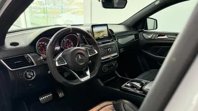 Mercedes-Benz GLE 63 AMG 2015 - 99990 EUR, 149475 km - AUTO.MOTO.pt - 149475km - foto 40 de 42