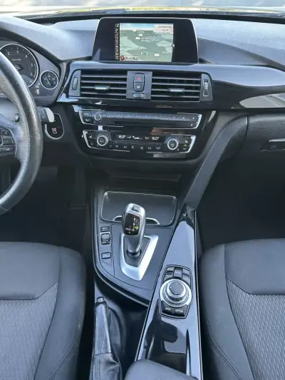 BMW 320 2017 - 14900 EUR, 260000 km - AUTO.MOTO.pt - 260000km - foto 41 de 65