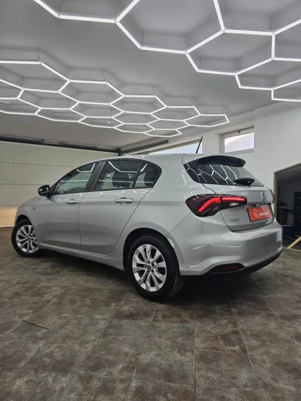 Fiat Tipo 2023 - 15350 EUR, 48173 km - AUTO.MOTO.pt - 48173km - foto 27 de 43