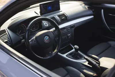 BMW 118 2013 - 17900 EUR, 180900 km - 180900km - foto 21 de 41