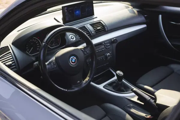 BMW 118 2013 - 17900 EUR, 180900 km - 180900km - foto 21 de 41