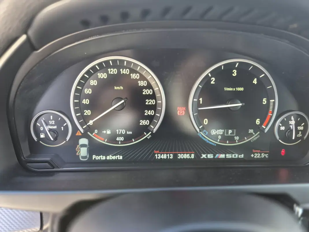 BMW X6 2016 - 50750 EUR, 135000 km - 135000km - foto 28 de 40