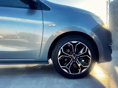 Mitsubishi Space Star 2018 - 11500 EUR, 103000 km - AUTO.MOTO.pt - 103000km - foto 6 de 13