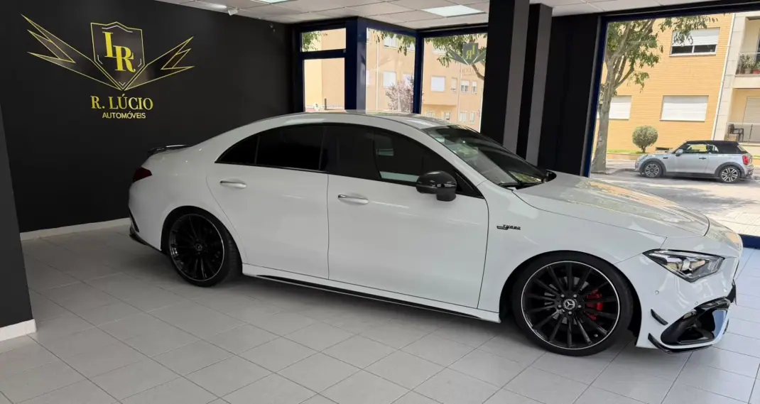 Mercedes-Benz CLA 180 2019 - 32000 EUR, 172639 km - AUTO.MOTO.pt - 172639km - foto 4 de 32