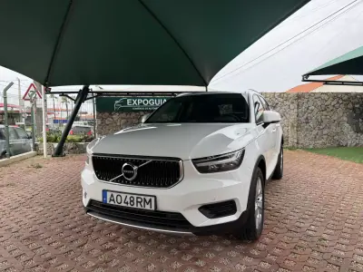 Volvo XC 40 2022 - 32600 EUR, 34626 km - AUTO.MOTO.pt - 34626km - foto 2 de 24