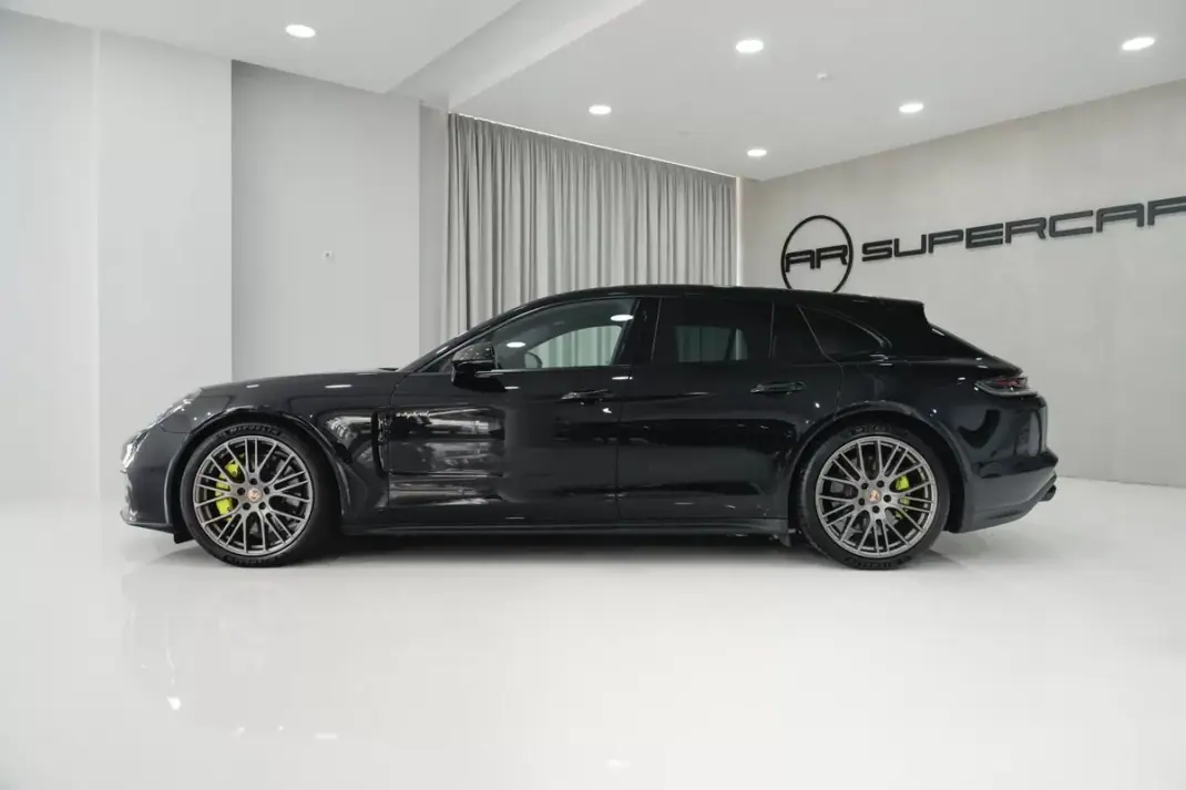 Porsche Panamera Sport Turismo 2021 - 79950 EUR, 91000 km - 91000km - foto 10 de 51