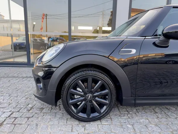 MINI One 2016 - 11900 EUR, 133000 km - AUTO.MOTO.pt - 133000km - foto 20 de 86