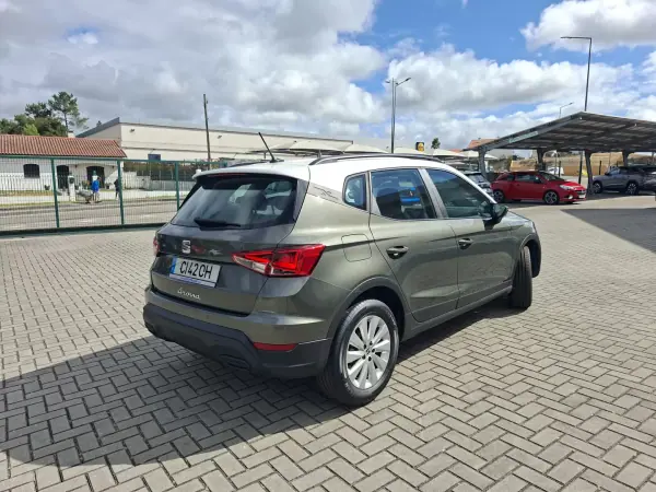 SEAT Arona 2023 - 17750 EUR, 25100 km - AUTO.MOTO.pt - 25100km - foto 6 de 30