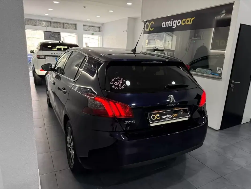 Peugeot 308 2019 - 11950 EUR, 251116 km - AUTO.MOTO.pt - 251116km - foto 4 de 16