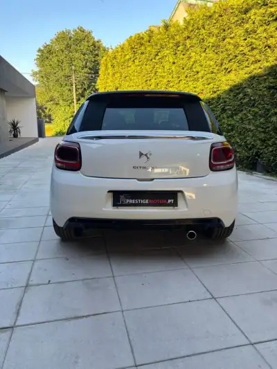 Citroën DS3 2013 - 10900 EUR, 135000 km - AUTO.MOTO.pt - 135000km - foto 5 de 31