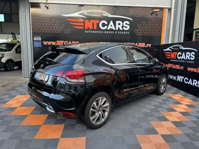 Citroën DS4 2012 - 8900 EUR, 224495 km - AUTO.MOTO.pt - 224495km - foto 2 de 9