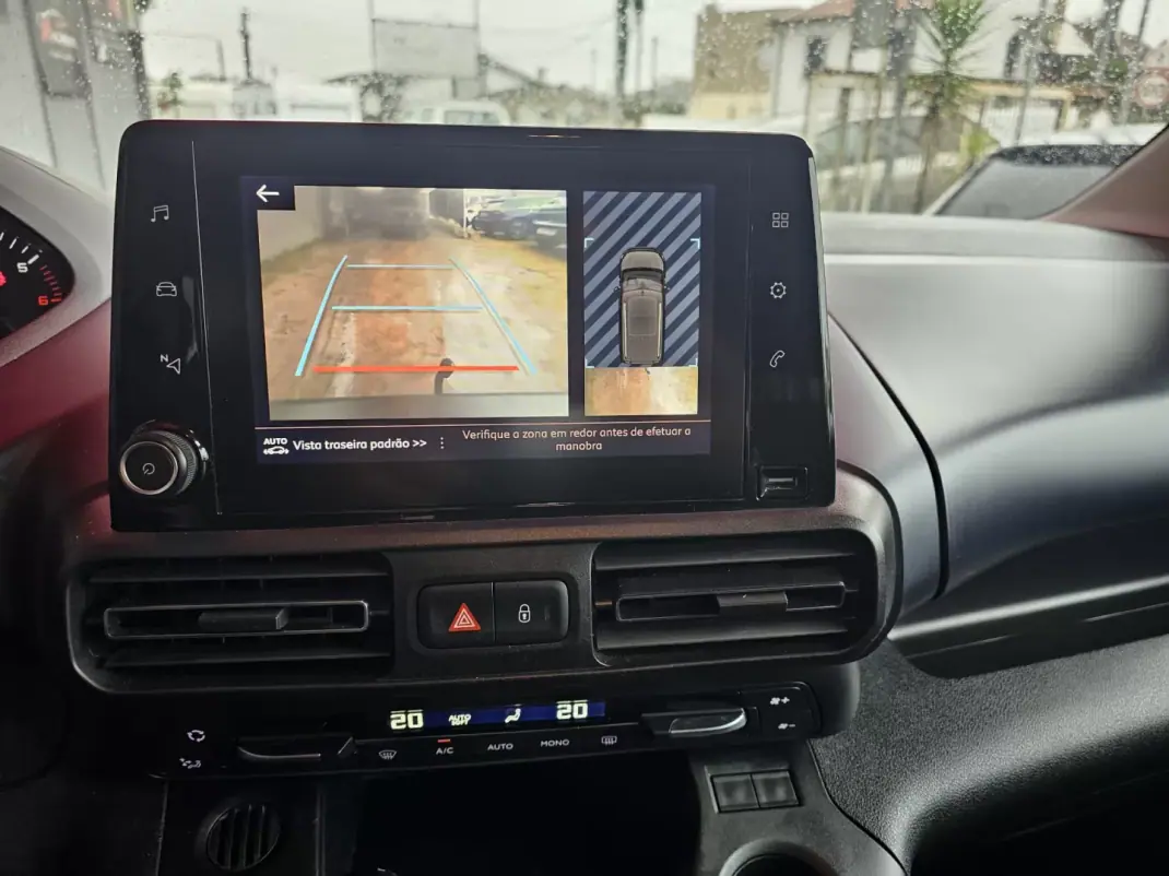 Peugeot Rifter 2021 - 17999 EUR, 83000 km - AUTO.MOTO.pt - 83000km - foto 14 de 21