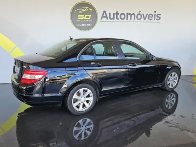 Mercedes-Benz C 220 2008 - 5750 EUR, 500000 km - foto 4 de 6
