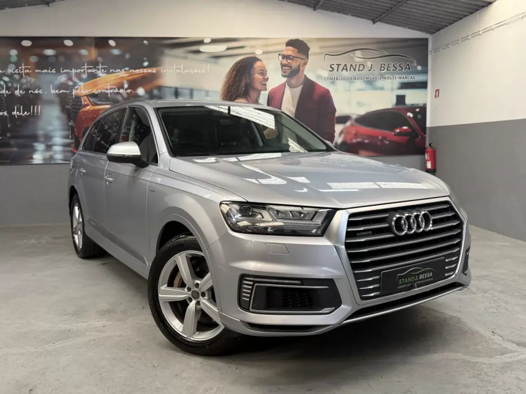 Audi Q7 2016 - 34900 EUR, 240000 km - 240000km - foto 2 de 20