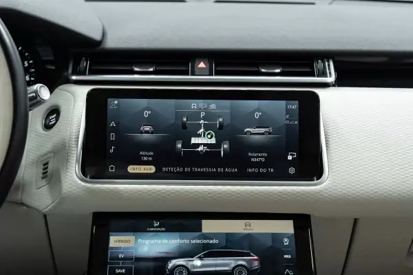 Land Rover Range Rover Velar 2021 - 49950 EUR, 46000 km - AUTO.MOTO.pt - 46000km - foto 32 de 53
