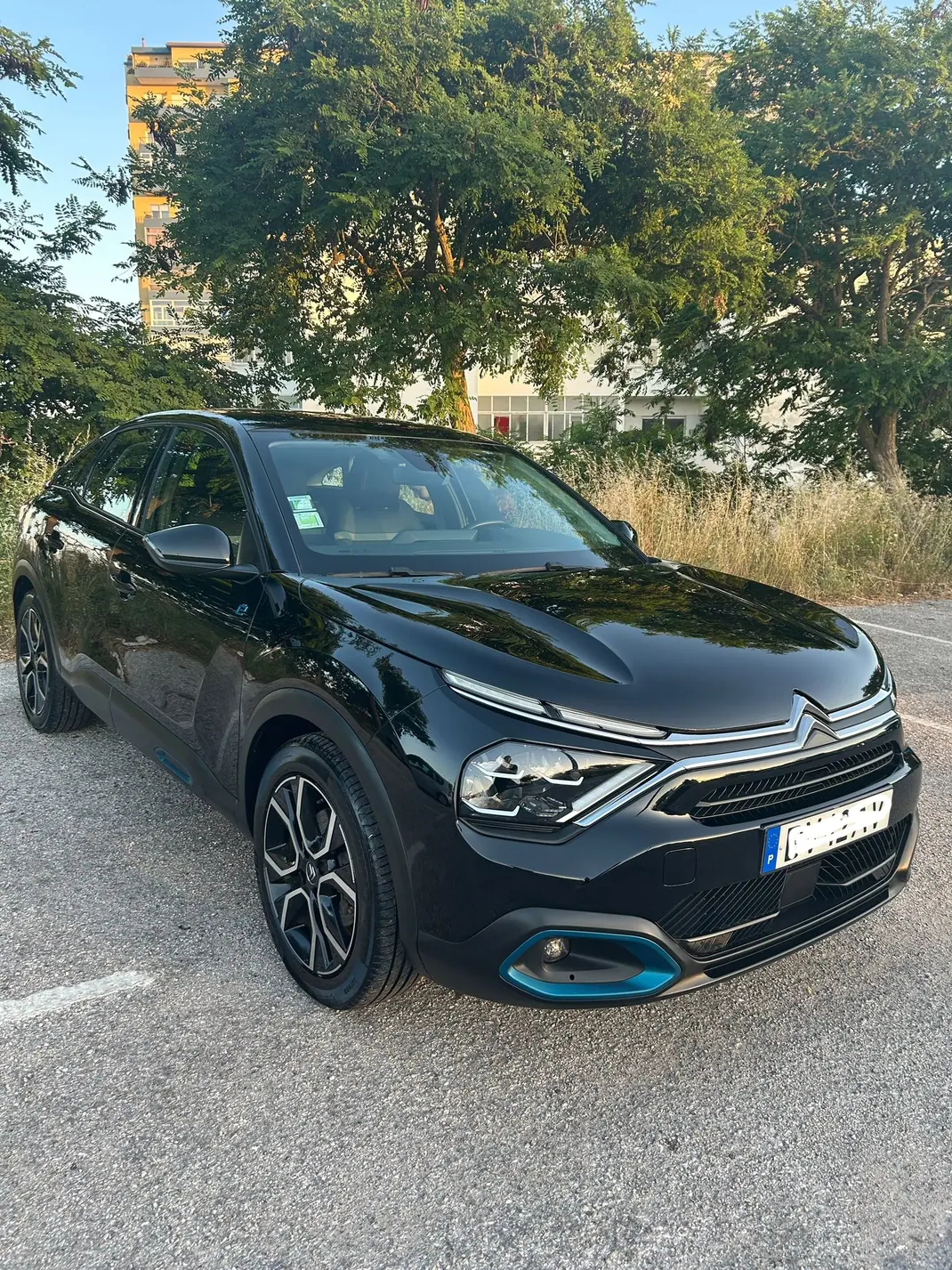 Citroën e-C4 2022 - 19250 EUR, 43300 km - AUTO.MOTO.pt - 43300km - foto 15 de 16