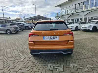 Skoda Kamiq 2023 - 18750 EUR, 33500 km - AUTO.MOTO.pt - 33500km - foto 6 de 31
