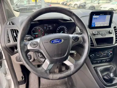 Ford Transit Connect 2019 - 12500 EUR, 110000 km - AUTO.MOTO.pt - 110000km - foto 12 de 24