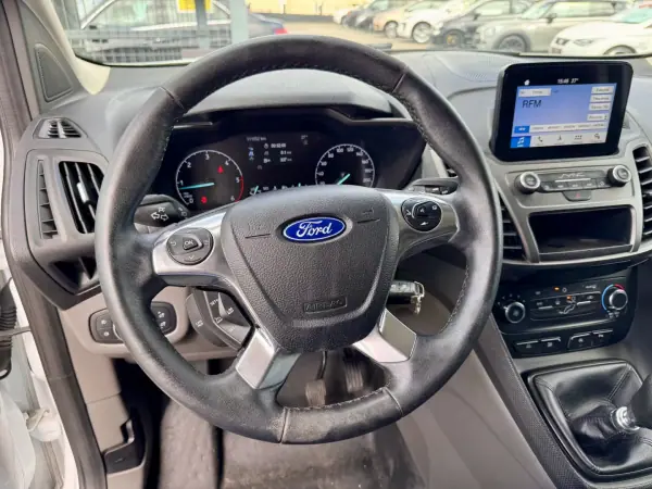 Ford Transit Connect 2019 - 12500 EUR, 110000 km - AUTO.MOTO.pt - 110000km - foto 12 de 24