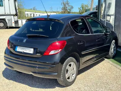 Peugeot 207 2010 - 4980 EUR, 255120 km - AUTO.MOTO.pt - 255120km - foto 8 de 17