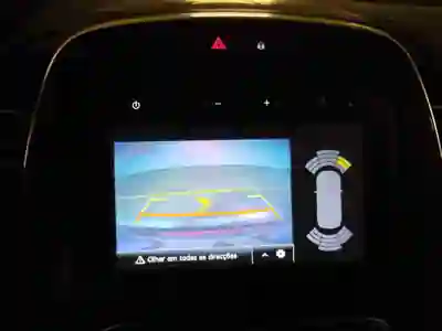 Renault Captur 2018 - 13500 EUR, 103000 km - 103000km - foto 2 de 5