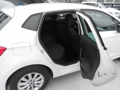 SEAT Ibiza 2025 - 17750 EUR, 17219 km - AUTO.MOTO.pt - 17219km - foto 8 de 13