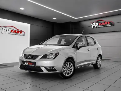 SEAT Ibiza 2015 - 11950 EUR, 80000 km - AUTO.MOTO.pt - 80000km - foto 2 de 60