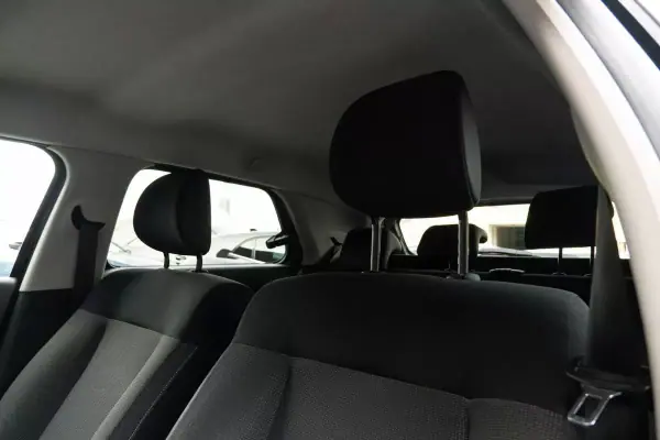 Citroën C4 Cactus 2016 - 7900 EUR, 112359 km - AUTO.MOTO.pt - 112359km - foto 13 de 22